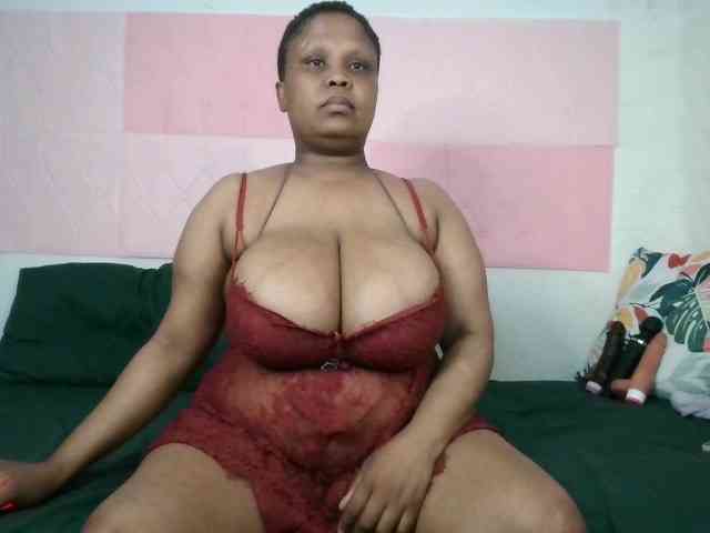 BIGTITTISXX
