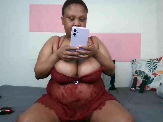 BIGTITTISXX