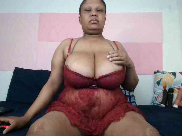 BIGTITTISXX BIGTITTISXX