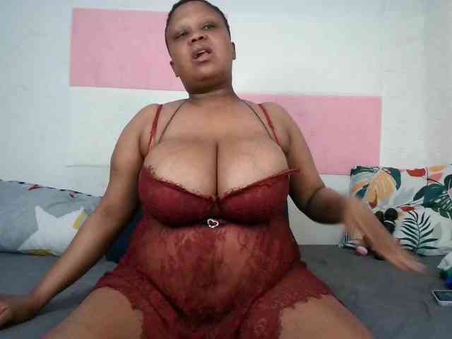 BIGTITTISXX webcam