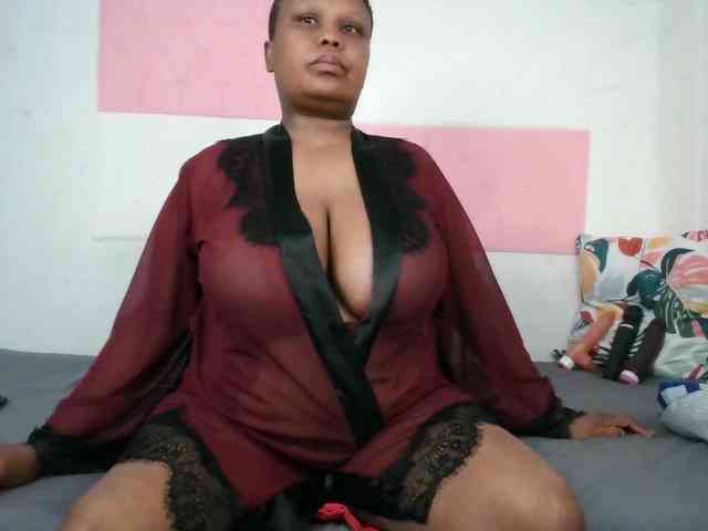 BIGTITTISXX