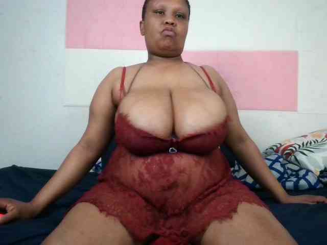BIGTITTISXX webcam