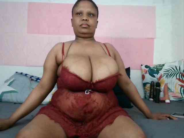 BIGTITTISXX