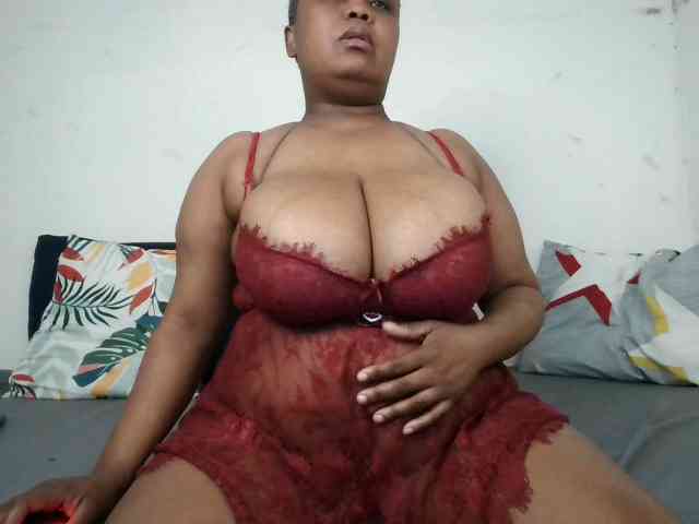 BIGTITTISXX BIGTITTISXX