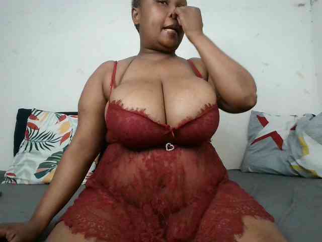 BIGTITTISXX BIGTITTISXX