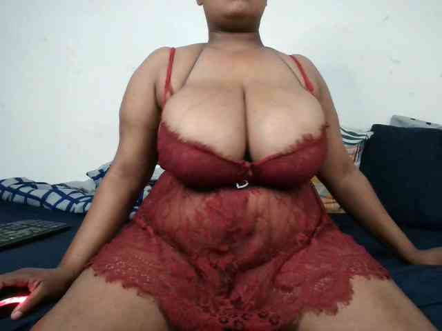 BIGTITTISXX