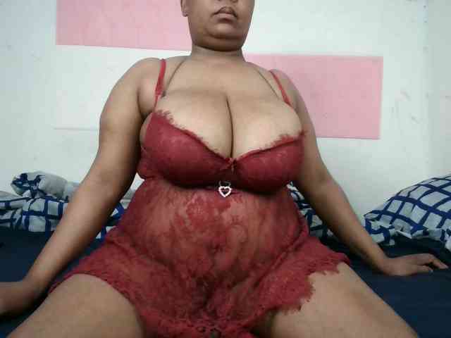 BIGTITTISXX
