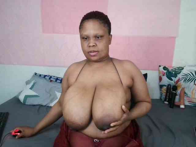 BIGTITTISXX