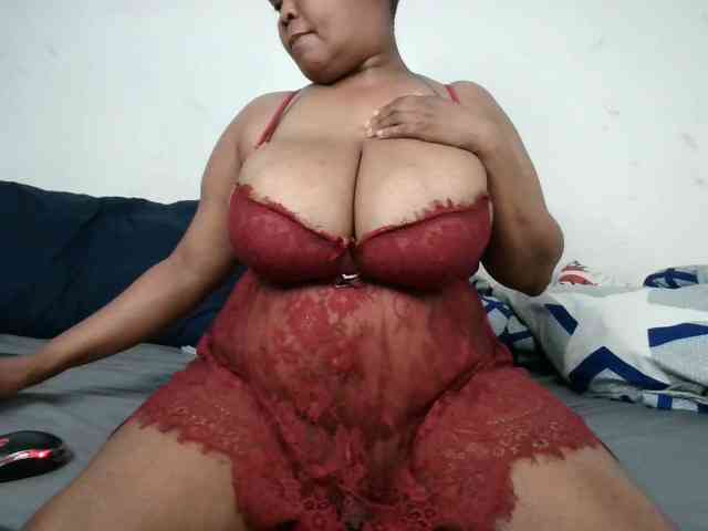 BIGTITTISXX