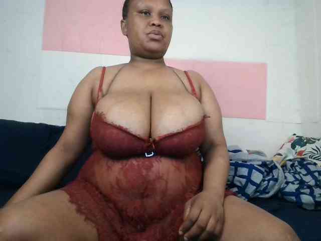 BIGTITTISXX webcam