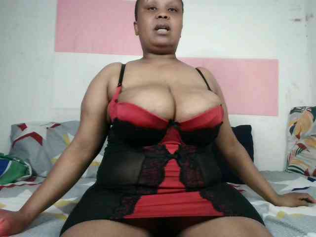 BIGTITTISXX webcam