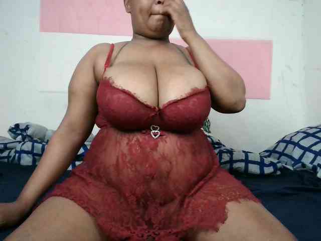 BIGTITTISXX