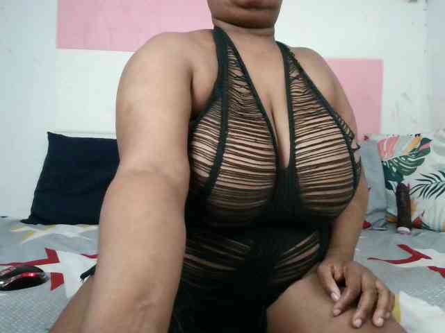 BIGTITTISXX BIGTITTISXX