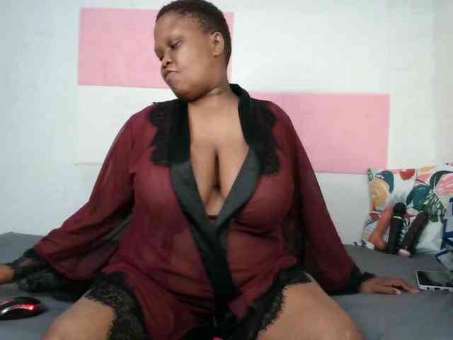 BIGTITTISXX webcam