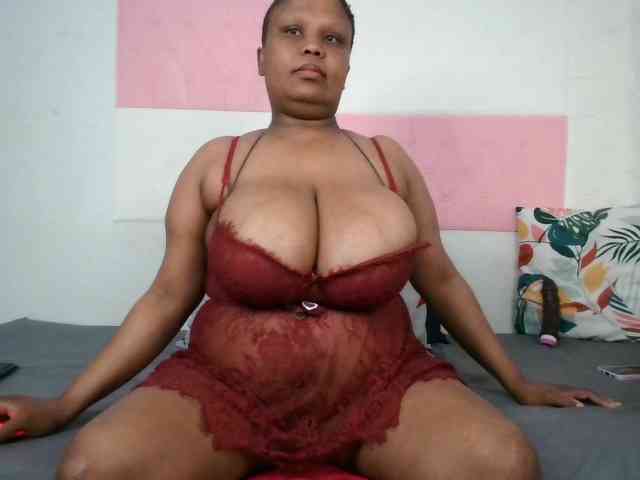 BIGTITTISXX