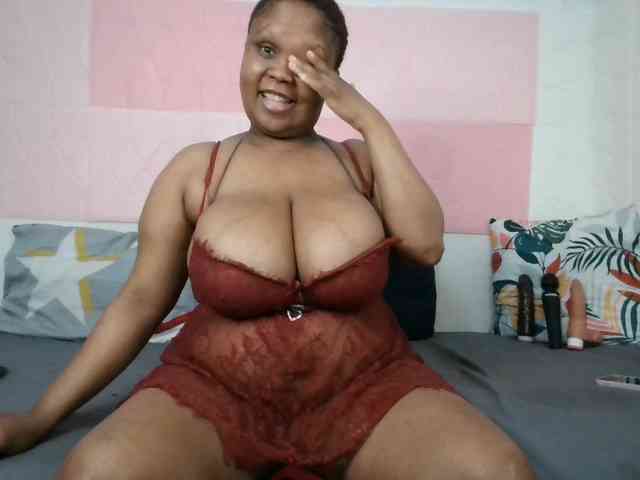 BIGTITTISXX