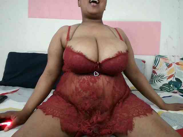 BIGTITTISXX BIGTITTISXX