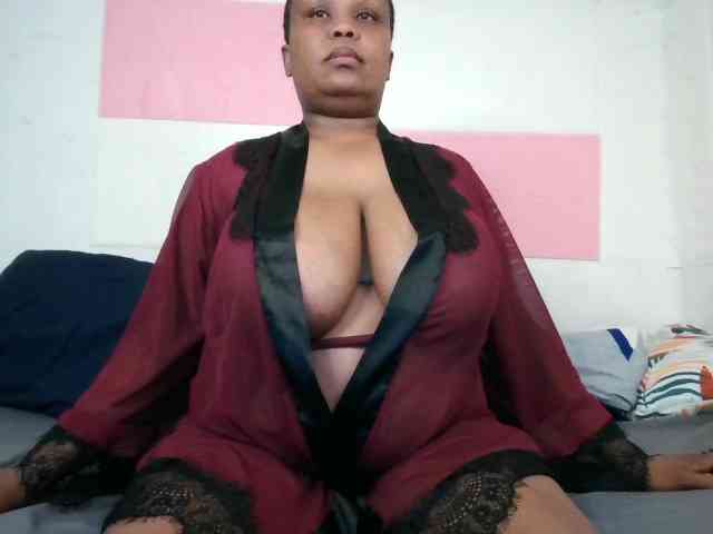 BIGTITTISXX