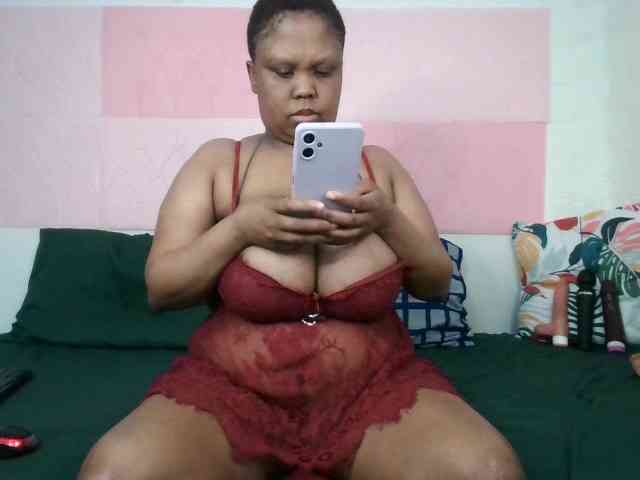 BIGTITTISXX