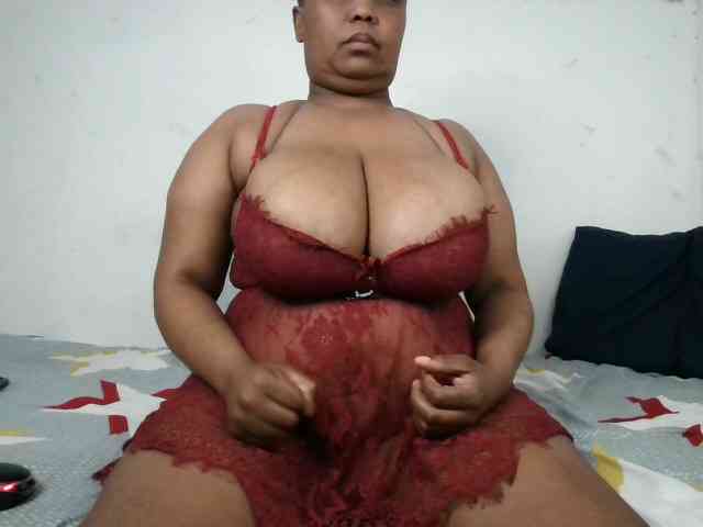 BIGTITTISXX