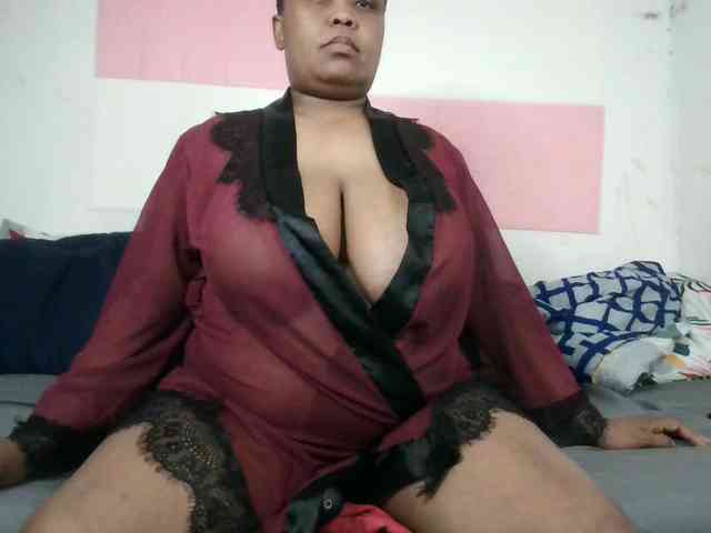 BIGTITTISXX