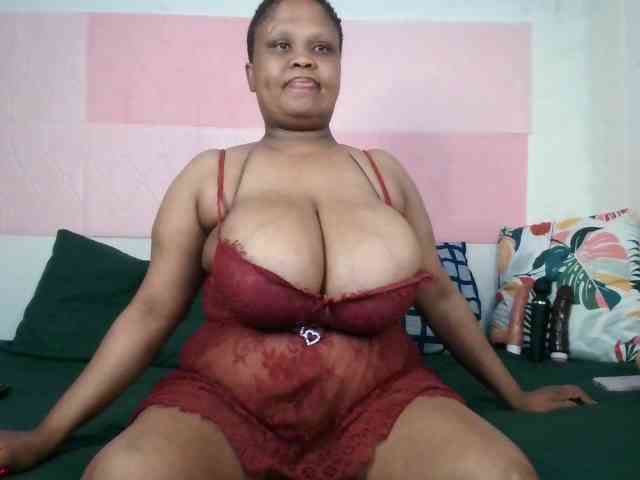 BIGTITTISXX