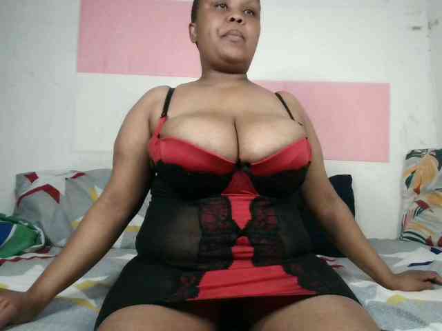 BIGTITTISXX webcam