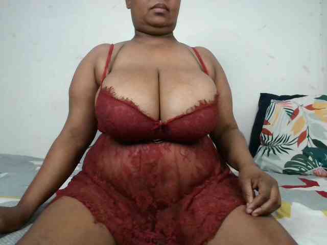 BIGTITTISXX