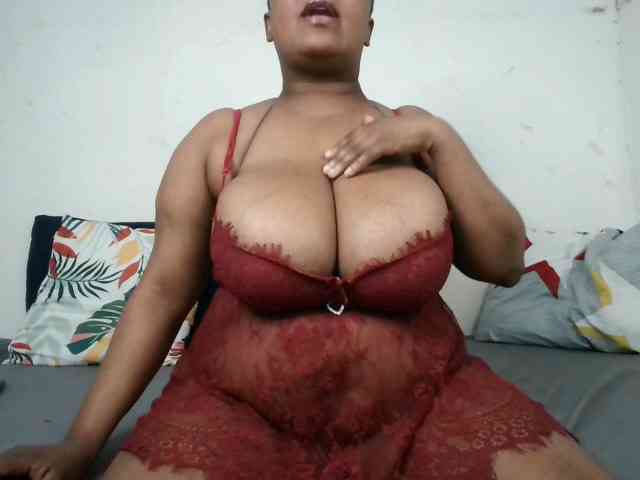 BIGTITTISXX
