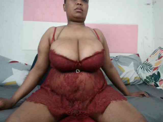 BIGTITTISXX BIGTITTISXX