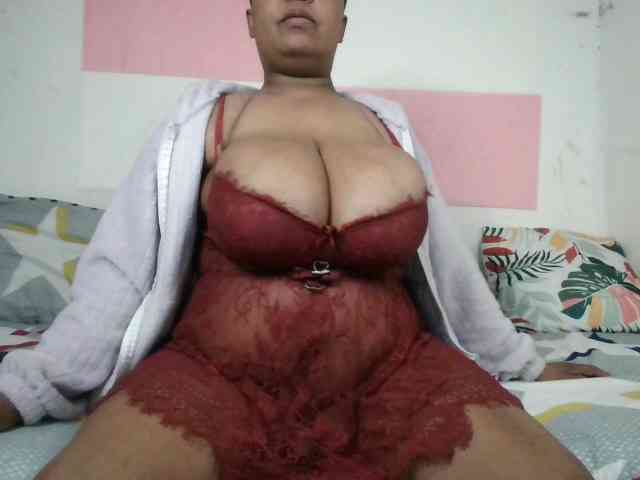 BIGTITTISXX