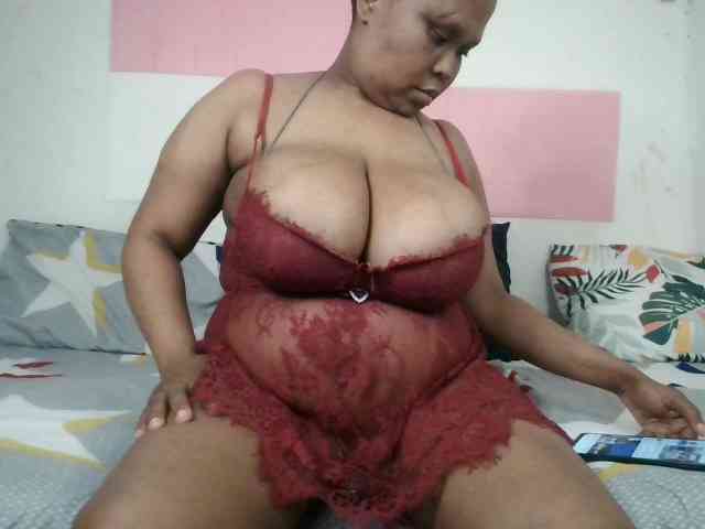 BIGTITTISXX