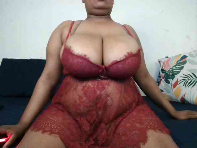 BIGTITTISXX