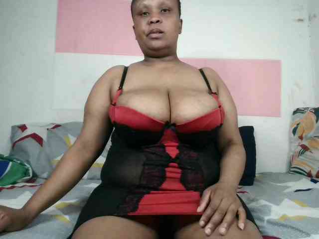 BIGTITTISXX webcam