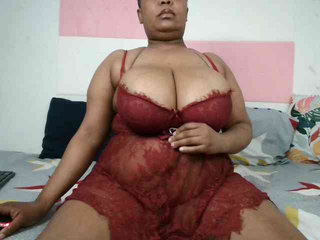 BIGTITTISXX