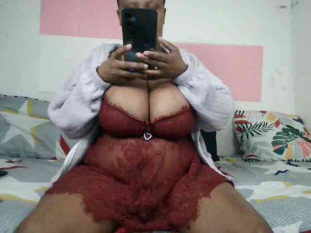 BIGTITTISXX