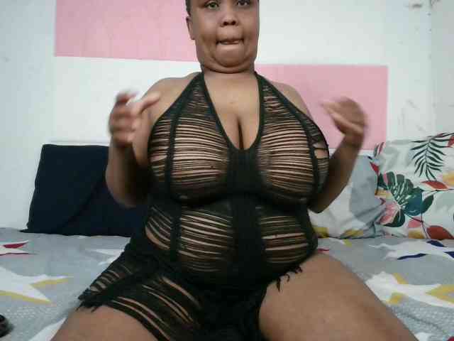 BIGTITTISXX
