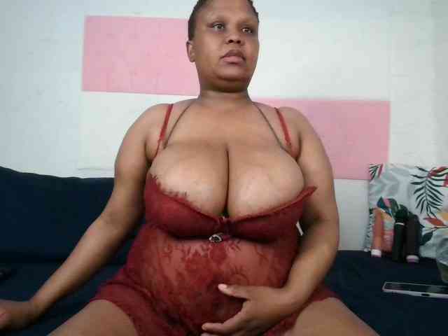 BIGTITTISXX