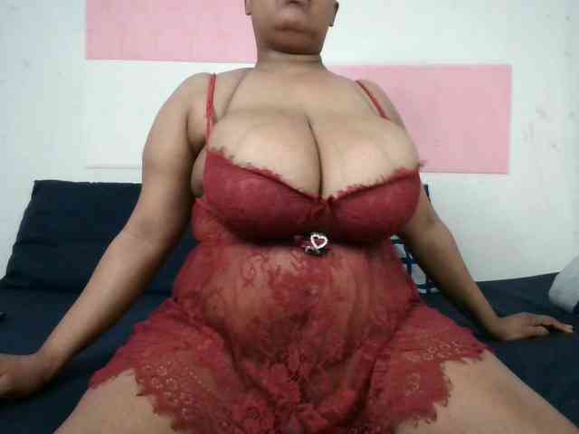 BIGTITTISXX BIGTITTISXX