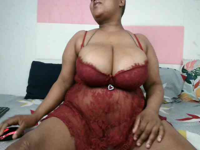BIGTITTISXX