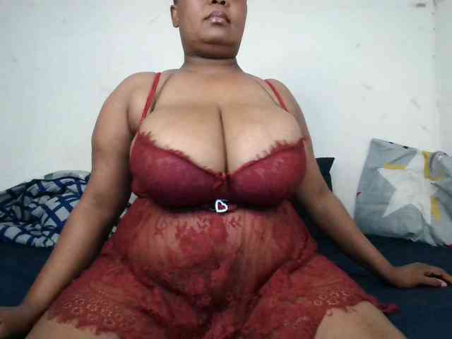 BIGTITTISXX