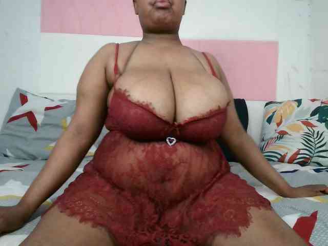BIGTITTISXX BIGTITTISXX