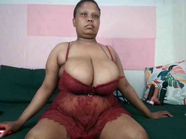 BIGTITTISXX BIGTITTISXX