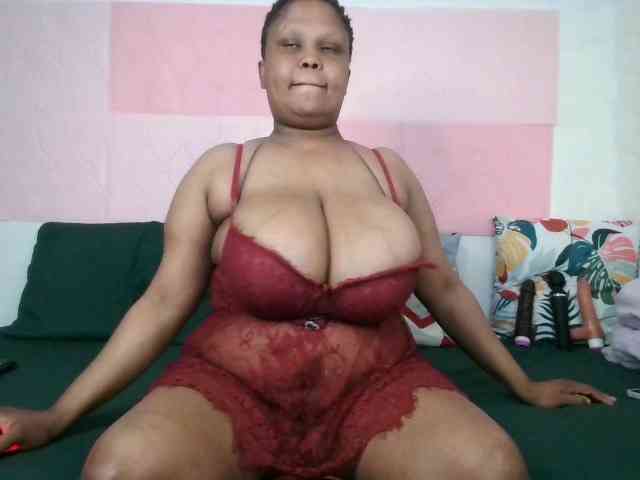 BIGTITTISXX