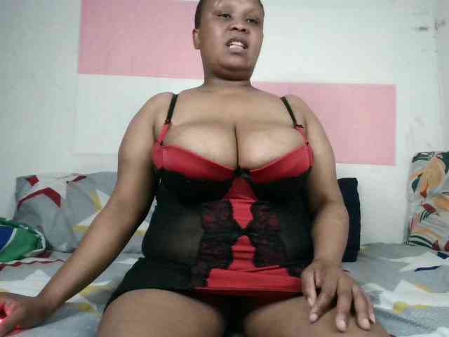 BIGTITTISXX webcam