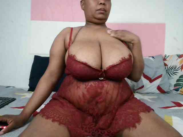 BIGTITTISXX