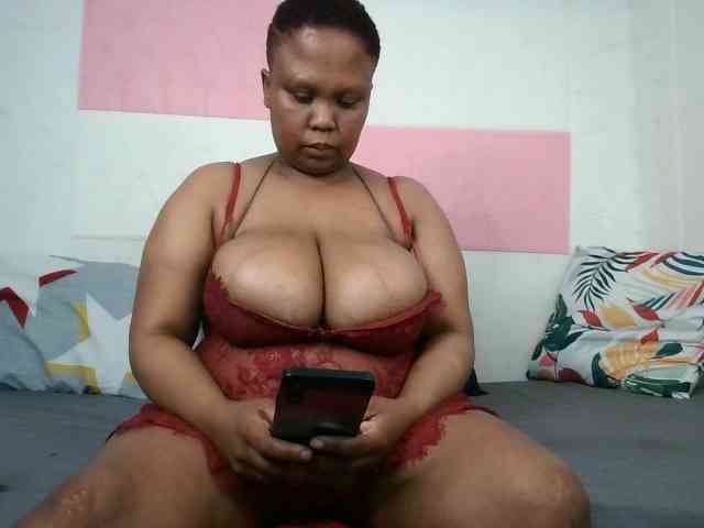 BIGTITTISXX