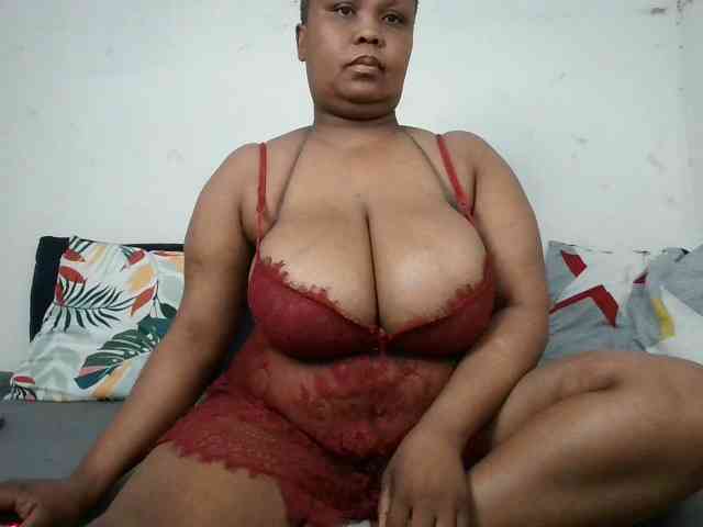 BIGTITTISXX