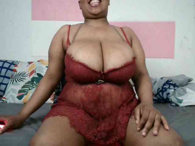 BIGTITTISXX