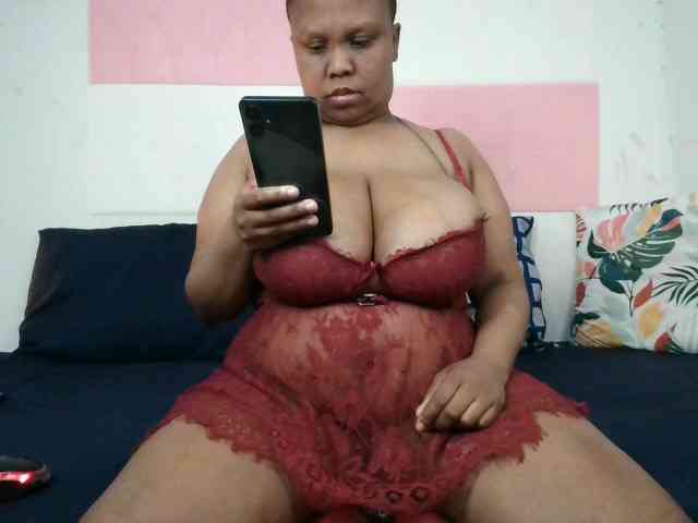 BIGTITTISXX